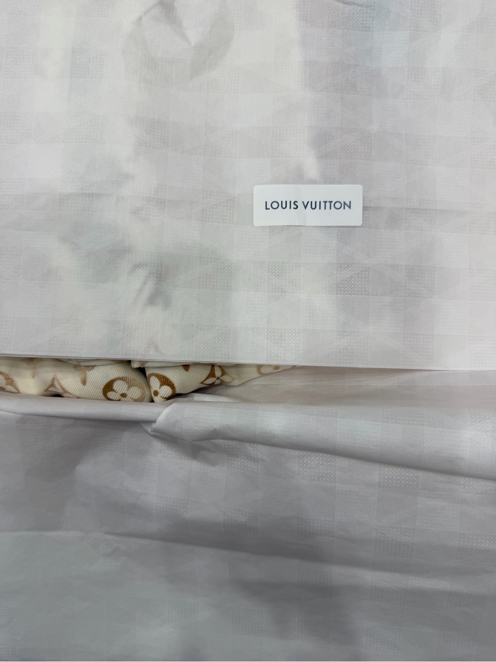 Louis Vuitton Cream and Gold Monogram Tag Detail Scarf - Picture 7 of 13